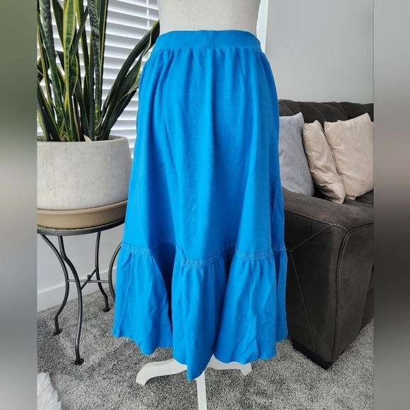 Appleseed's Boardwalk Knit Flounced Midi Skirt. Color: Seaport Blue. Size Petite - Picture 4 of 8